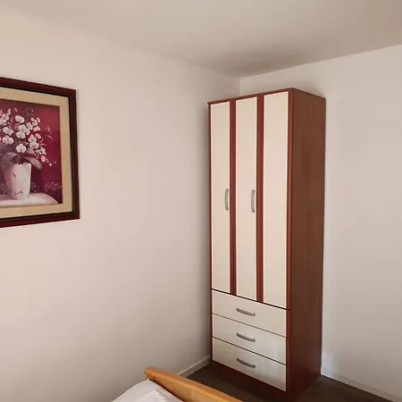 Dali Apartment *